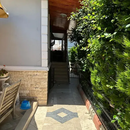 With Private Pool In Βίλα